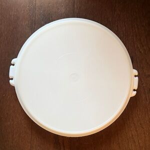 Vintage Round Tupperware Tray, White With Plastic Lid